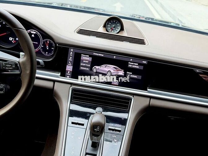 Porsche Panamera 4 Executive 2021