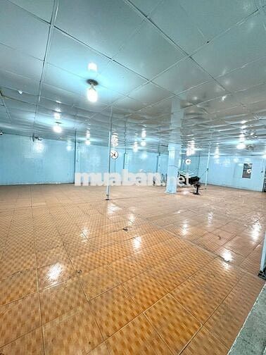 CHO THUÊ XE KHO 300 NGUYỄN VĂN LINH