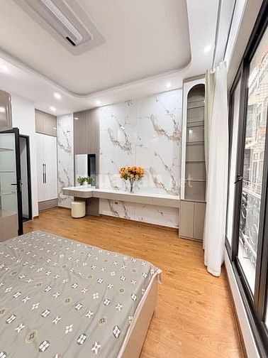 Bán nhà phố Tô Vĩnh Diện, Thanh Xuân 55m, 5 tầng, mt 4.8m. Giá: 18.9 
