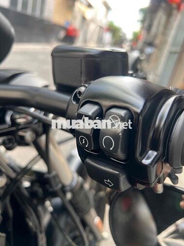 Harley-Davidson Iron 883 2020 Đen 5000 km