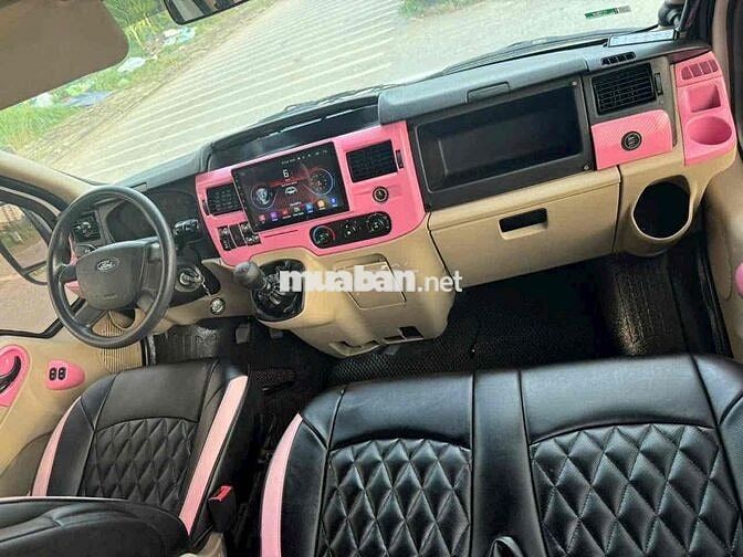 Ford Transit 2018 số sàn 10 chỗ