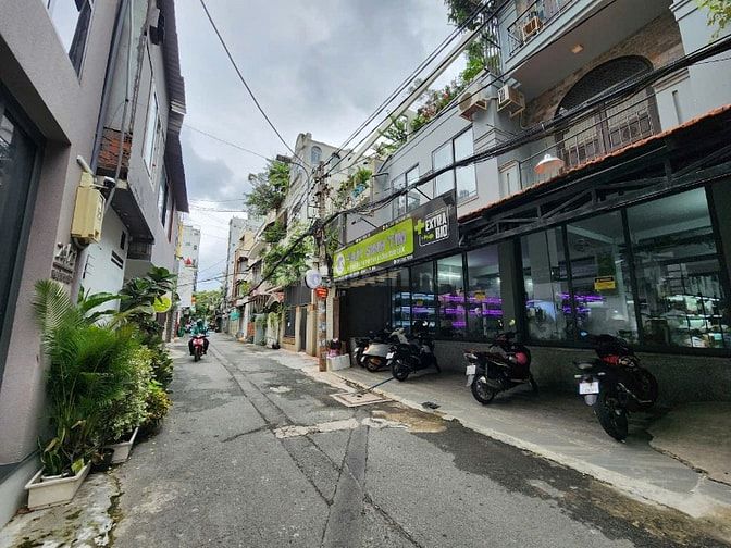 Chủ ngộp Bank - Bán gấp nhà đường Nguyễn Bỉnh Khiêm-Quận 1 DT 12 x 14m