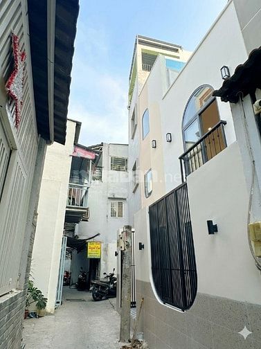 Bán nhà 68m²-ngang 6.2m giá 7.5 tỷ full nội thất tại Khánh Hội Quận 4