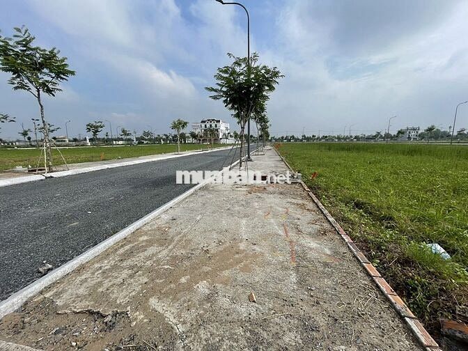 ĐẤT NỀN NGAY TT HÀNH CHÍNH THỦ THỪA