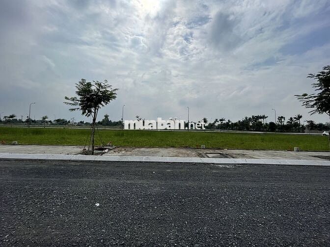  ĐẤT NỀN NGAY TT HÀNH CHÍNH THỦ THỪA