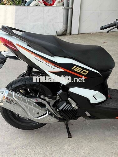 Honda Vario 160 Trắng cam đen