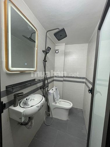 BÁN NHÀ TT TẦNG 1 TÂN MAI, NGÕ THÔNG ,2 NGỦ ,2 WC, SỔ RIÊNG GIÁ 2,6 TỶ