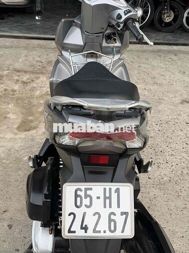 Honda Air Blade Bạc
