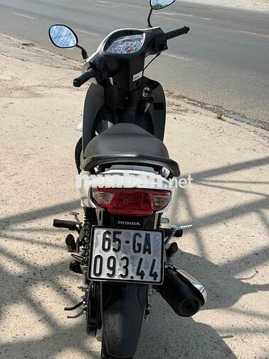 Honda Wave màu Trắng