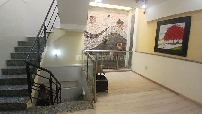 HXH 6M CỘNG HÒA, P4, TB. DT 73M², 3 TẦNG, GIÁ 12 TỶ TL, DÂN TRÍ CAO.