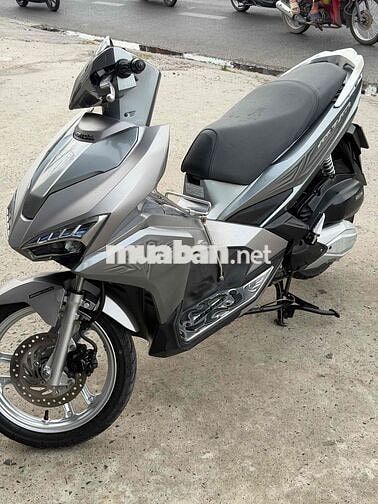 Honda Air Blade Bạc