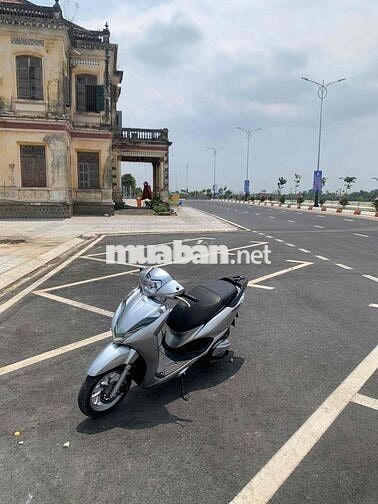 Honda Lead 2018 Bạc