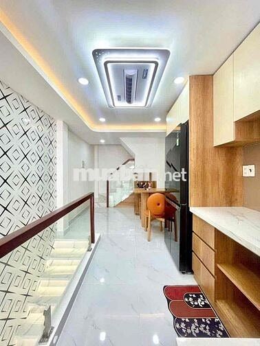 Nhà mới Lê Quang Định- Nguyên Hồng 5 Tầng, 4 Phòng, Tặng hết nội thất