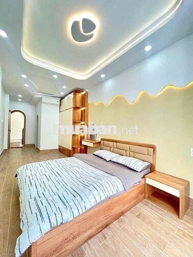 Nhà mới Lê Quang Định- Nguyên Hồng 5 Tầng, 4 Phòng, Tặng hết nội thất