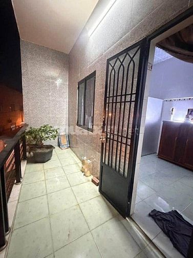 Cho thuê nhà góc 2 mặt tiền Nguyễn Việt Hồng 7 triệu