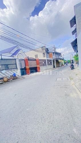 Cho thuê nhà góc 2 mặt tiền Nguyễn Việt Hồng 7 triệu