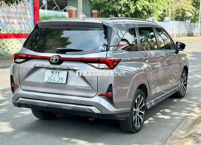 Toyota Veloz 2022 Cross Top 51.000 KM SIÊU NÉT