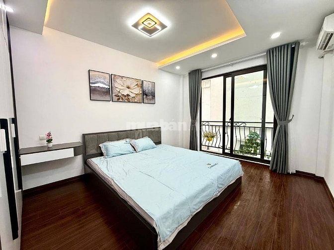 Hiếm..Bán Nhà Cực Đẹp Phố Hoàng Ngân -Thanh Xuân 45m² x 5T Giá 7.8 Tỷ