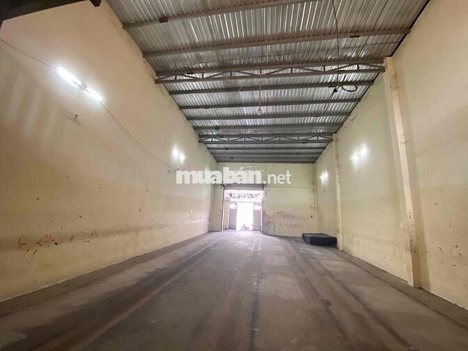 cho thuê kho xưởng 200m2 xây dựng kiên cố trần cao