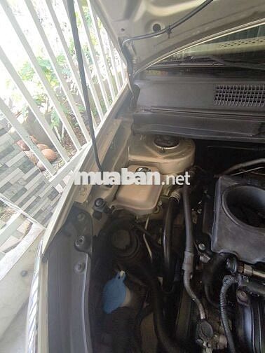 Kia Carens 2010 SX Vàng cát