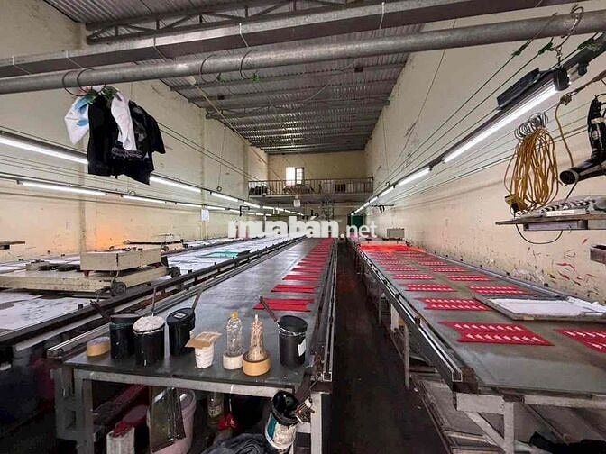 cho thuê kho xưởng 200m2 xây dựng kiên cố trần cao