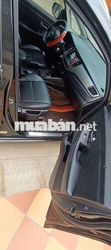 KIA RONDO 1.7 AT FULL CAO CẤP