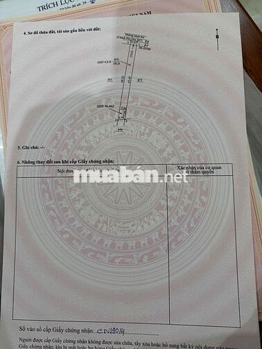 Đất năm trong khu vực dân cư đông đúc sát khu công nghiệp