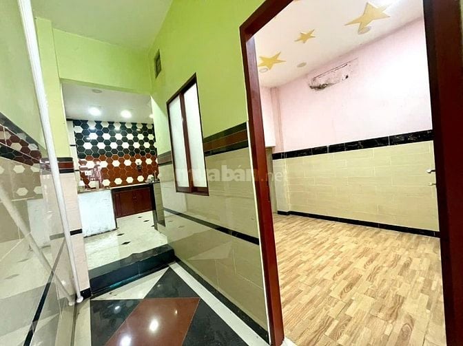 Bán nhà hẻm xe hơi Trường Chinh quận 12, ngay gần cầu Tham Lương