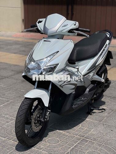 Honda Air Blade Fi 2010 Trắng