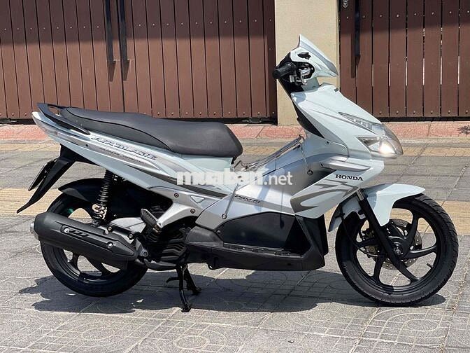 Honda Air Blade Fi 2010 Trắng