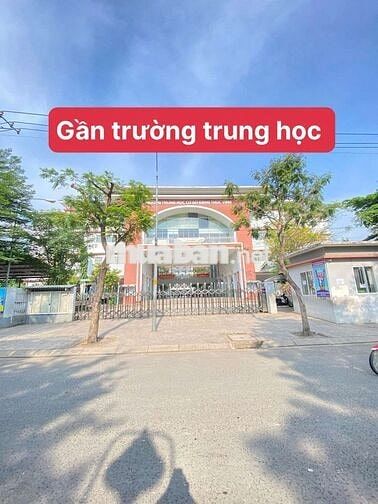 Mình chính chủ cần bán nhà , hoa hồng 2% ạ.