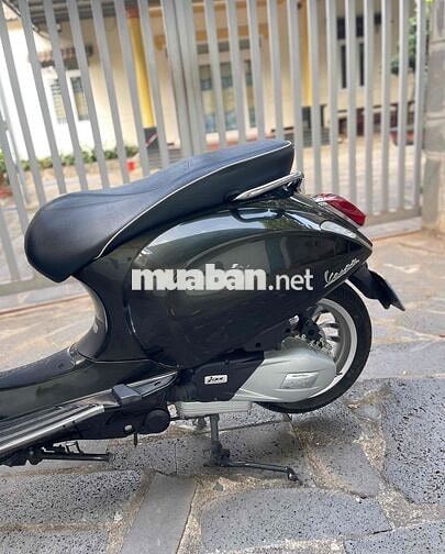 Piaggio Vespa Sprint 125 ABS Đen