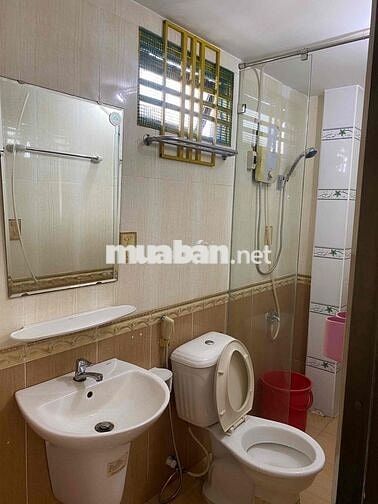 Phòng Trọ Có Máy Lạnh, Máy Nước Nóng, Toilet Riêng rất an ninh