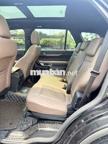 Ford Everest Titanium 2.0L 4x2 AT sản xuất 2023