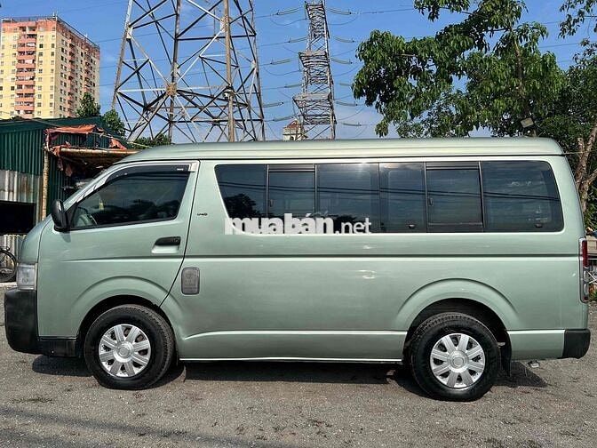 Toyota Hiace Xanh 2010 3 chỗ MT