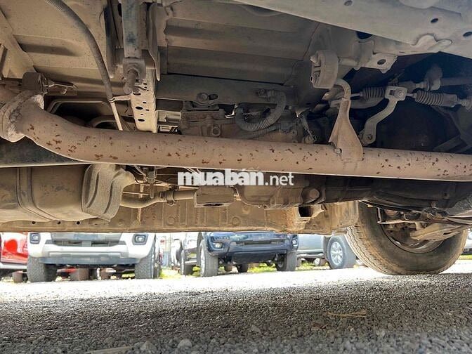 Toyota Hiace Xanh 2010 3 chỗ MT