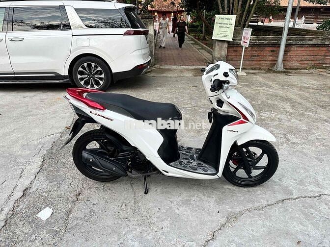 Honda Vision 2019 Trắng sport 2 khiển chính chủ