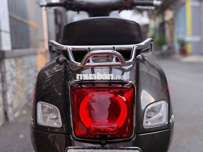 Piaggio Vespa GTS 300HPE Supertech 2020