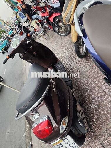 Piaggio Vespa LX màu Nâu
