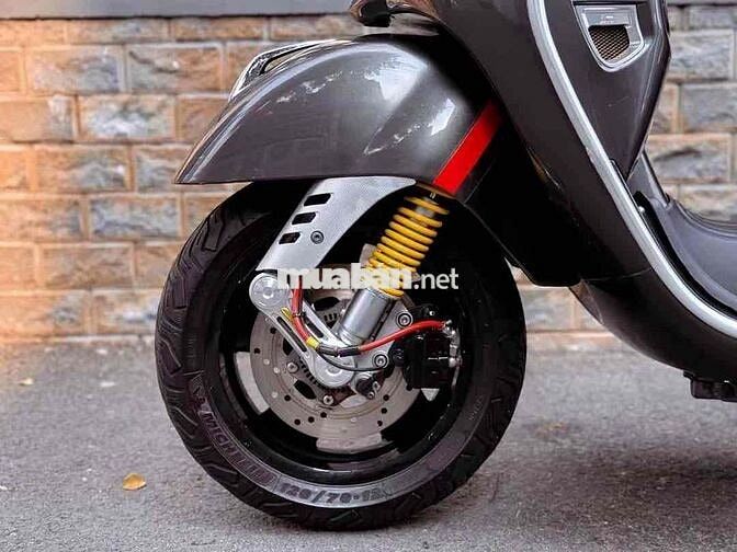 Piaggio Vespa GTS 300HPE Supertech 2020