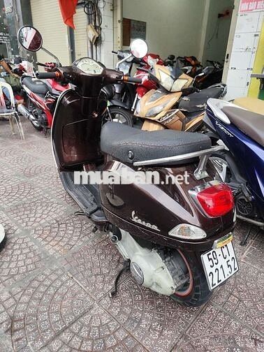 Piaggio Vespa LX màu Nâu