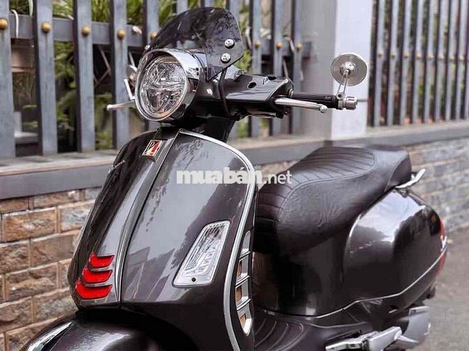 Piaggio Vespa GTS 300HPE Supertech 2020