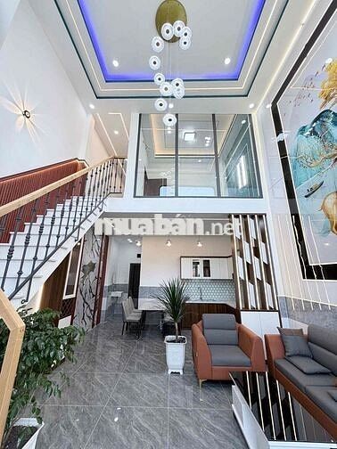 NHÀ ĐẸP VỪA HOÀN CÔNG CÓ SỔ RIÊNG CẦN BÁN GẤP