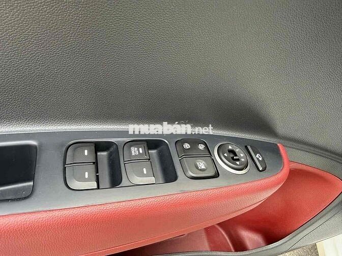 Hyundai i10 2018 Trắng 47000 km