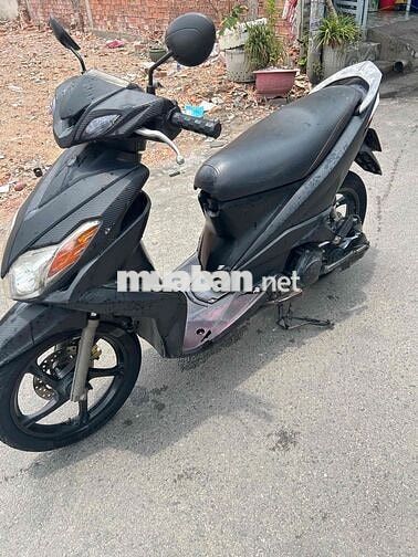 Yamaha Luvias Đen Êm ngon Tem trùm