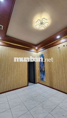 Xưởng Thuận An 800m²/40tr đường cont sẵn văn phòng 3fa sản xuất