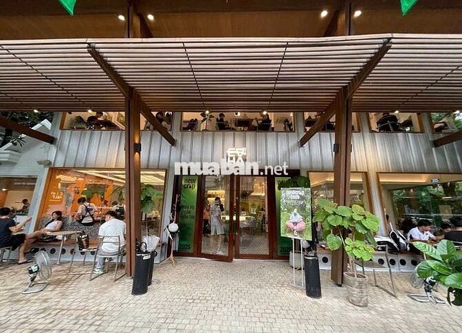 CHO THUÊ MẶT BẰNG MẶT TIỀN 25M KHU TRUNG TÂM QUẬN 1 