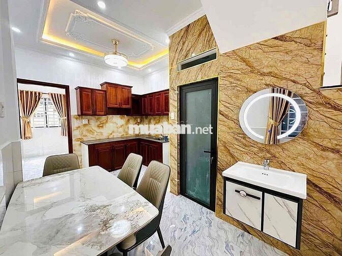 CHO THUÊ NHÀ TRỆT LẦU CÓ NỘI THẤT HẺM 42 ĐƯỜNG 30/4 PHƯỜNG NINH KIỀU