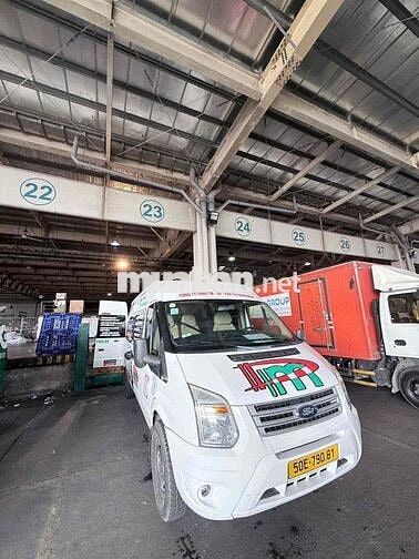 Ford Transit 2016 Van Trắng