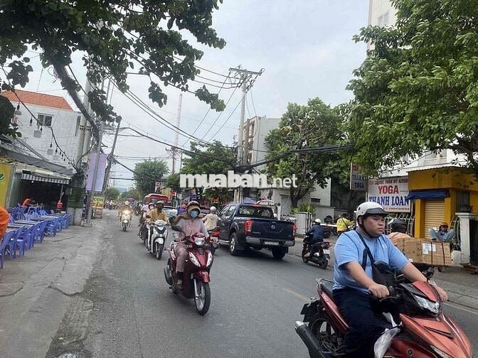 Bán nhà mặt tiền Nguyễn Thị Thập